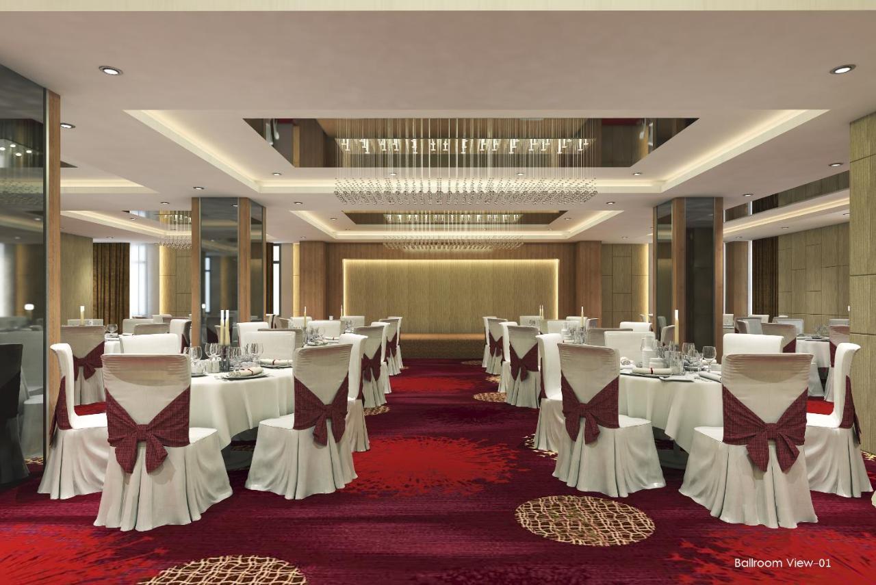 Ritz Grand Hotel Мандалай Екстер'єр фото